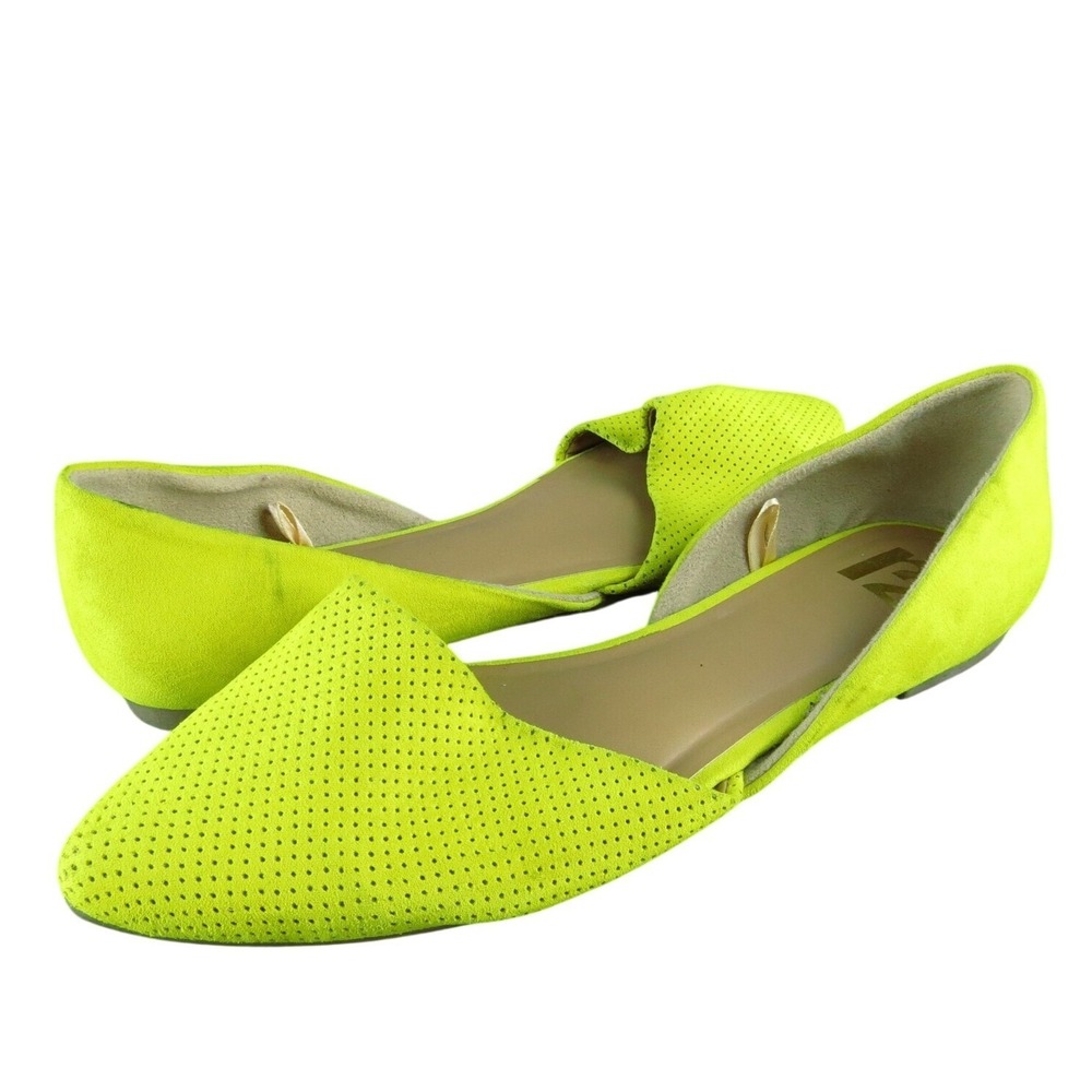 R2 Women's Felicia‎ Flat Yellow Textile Size 7M Gently Used 2025